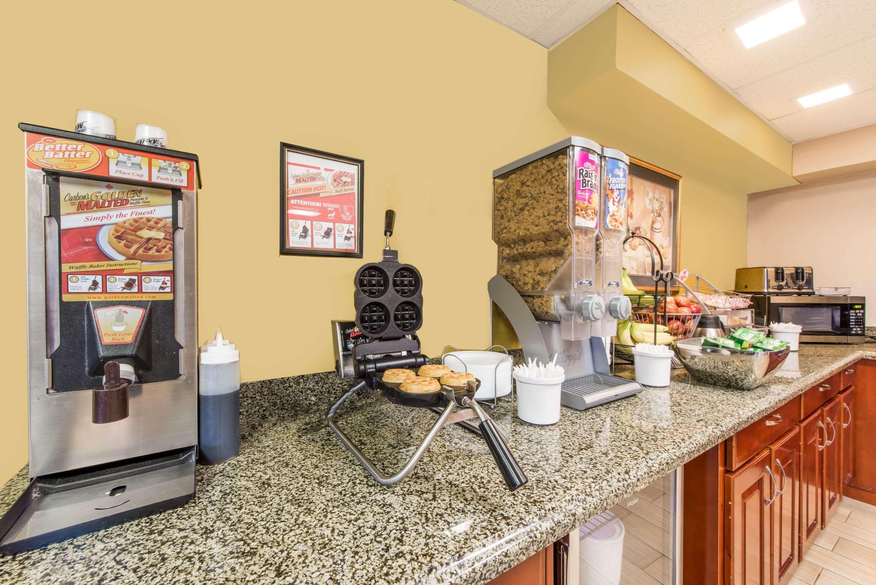 Super 8 By Wyndham Shepherdsville - Louisville South I65 Exterior foto